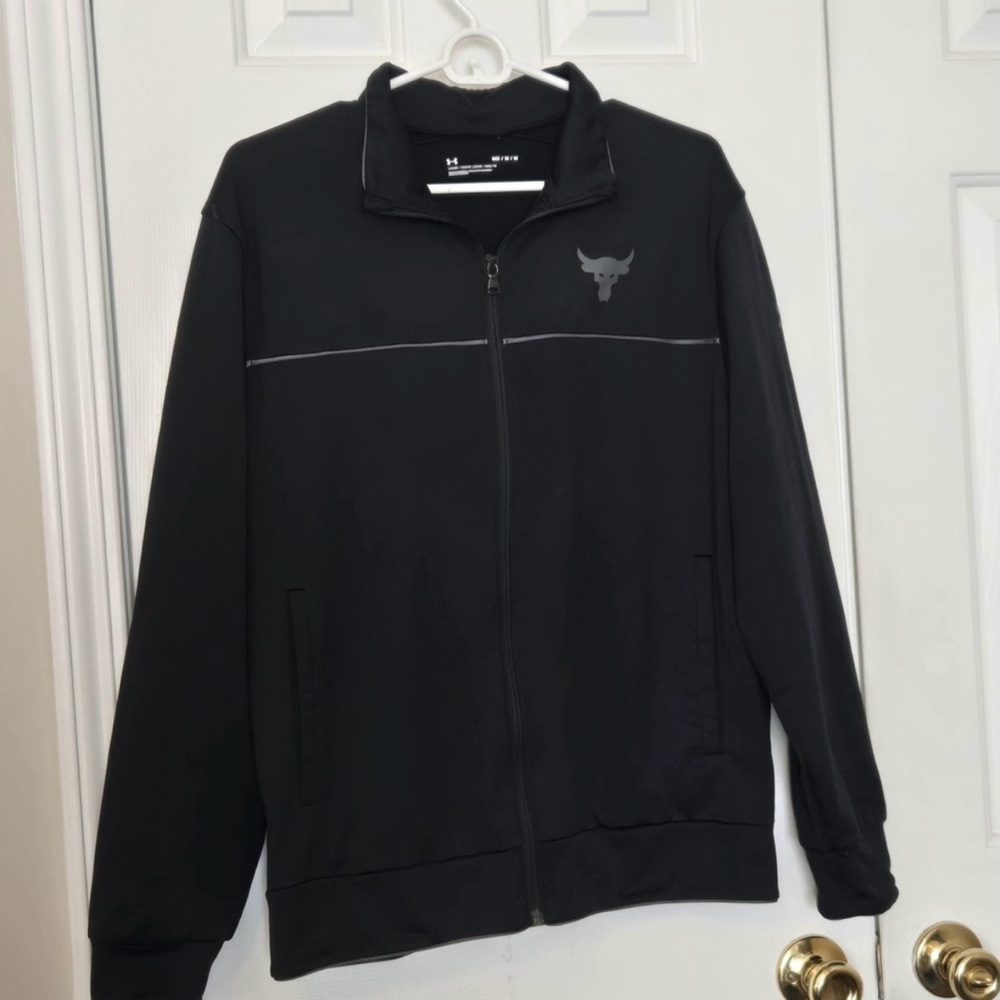 Under Armour Men’s Black Full-Zip Training Jacket with Raised Logo